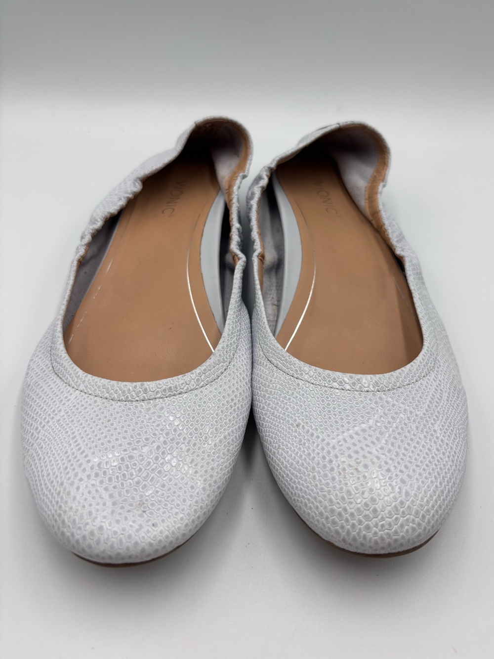 VIONIC Alexa Arctic Ice Lizard Leather Slip-On Ballet Flats Size 10